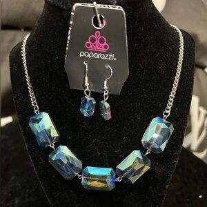 Paparazzi Iridescent Blue and Silver Necklace Set